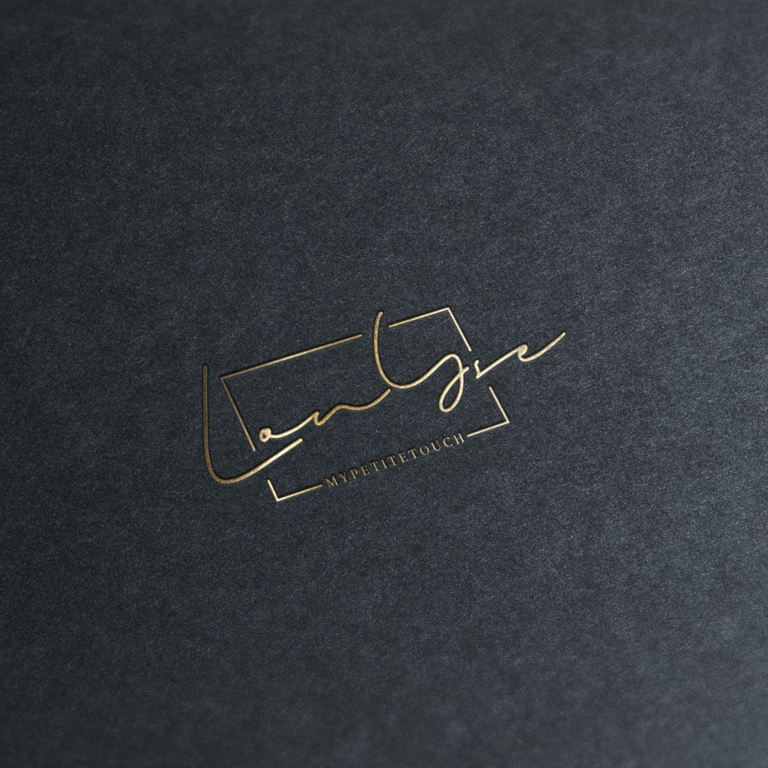 Diseño de Logo por Stalo P para LouYse | Diseño #20179988