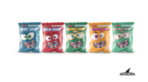 Here's your chance to make lots of children happy! Colourful and fun bag design for candies | Verpackungs-Design von Shark1
