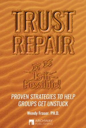 Trust Repair book needs a cover design | Design de Couverture de Livre par Sergio Coelho