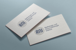 RNI oder RNI Rotkreuz oder RNI Rotkreuz AG plus eventuell Radiologie & Neuroradiologie Institut | Design de Logo par StalkerV