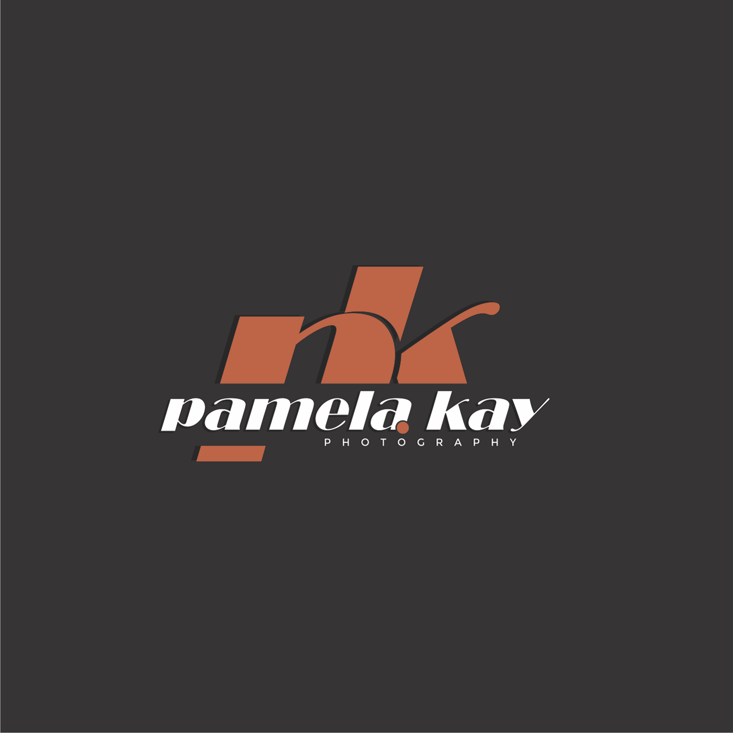 Design de Logo par Yomight pour Pamela Kay Photography | Design #20729250