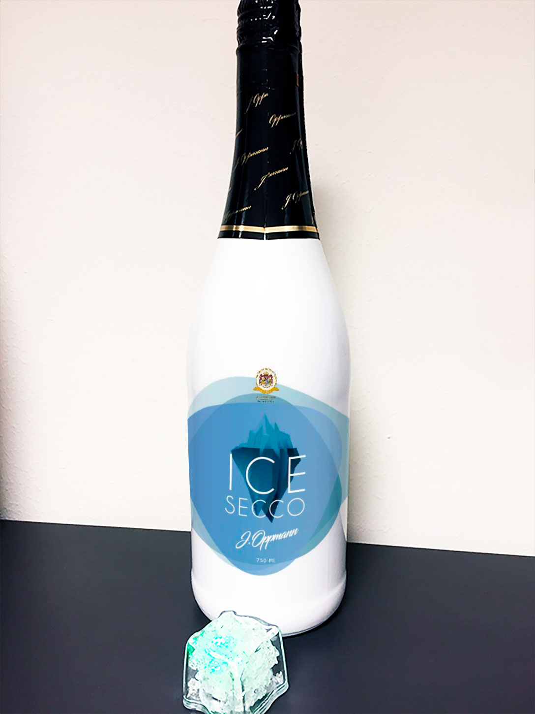 Label Design by Sarina.dsg for Sektkellerei J.Oppmann AG | Design #20907886