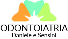 Diseño de Logo por kjc para Studio di Odontoiatria Daniele e Sensini | Diseño #21306379