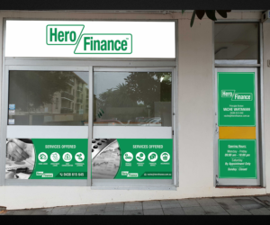 Design a shop front for a mortgage broker | Design Graphique par Designers Hub