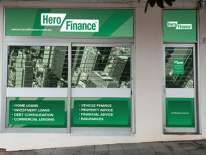 Design a shop front for a mortgage broker | Design Graphique par senja
