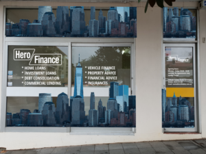 Design a shop front for a mortgage broker | Design Graphique par design.bb