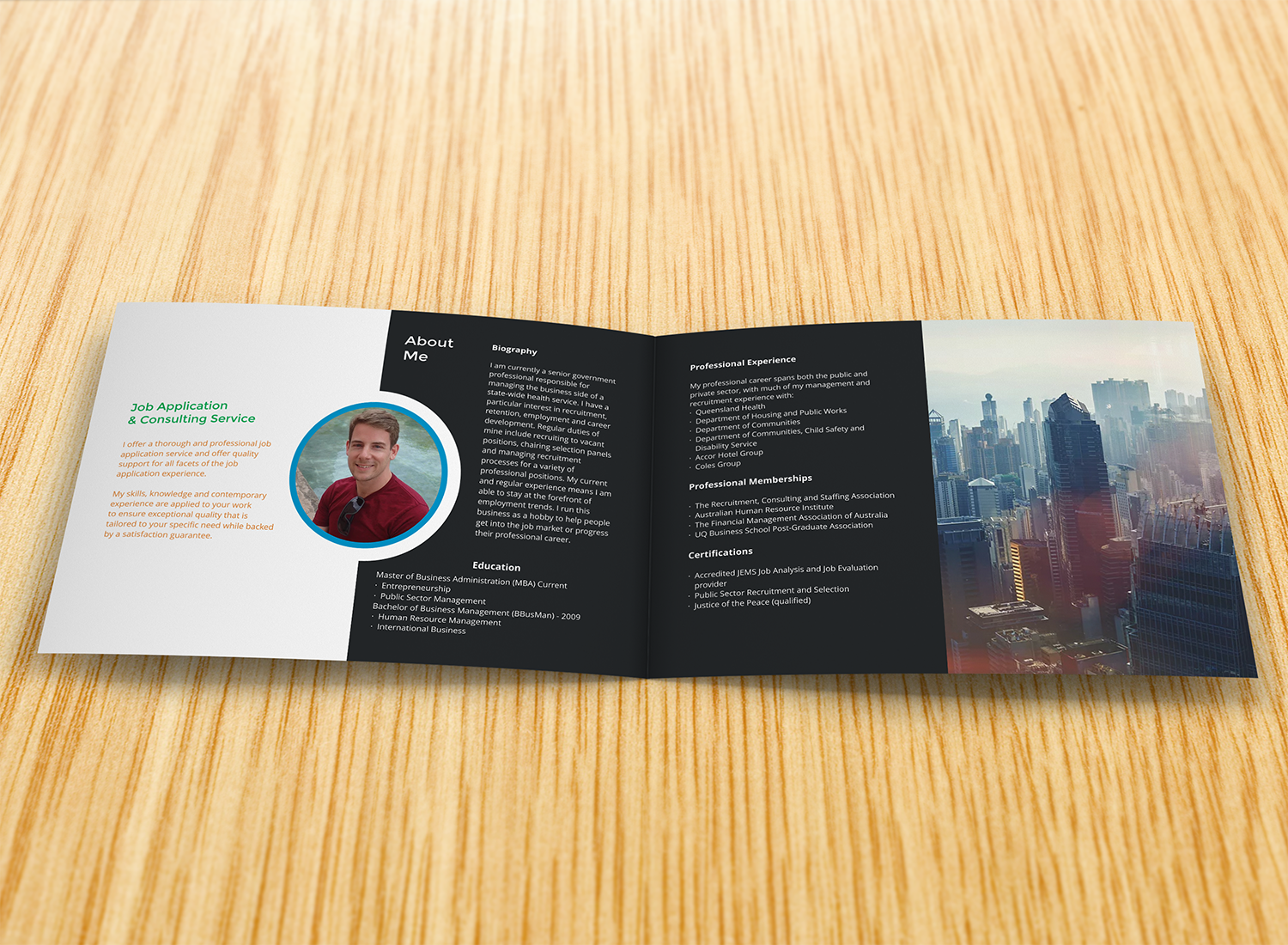 Diseño de Catálogo por barinix para Resume Guru Australia | Diseño #21425813