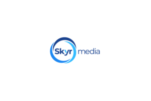 Skyr media (skeer) sleek  boat curves, sea waves, open ocean, sky, motion of moving vibrant | Logo Design by jaime.sp