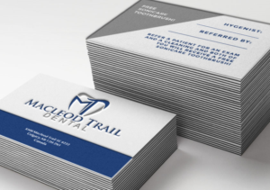 Diseño de Tarjeta de Presentación por cjxxxxxhxx para Macleod Trail Dental | Diseño: #21609871