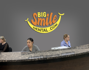 Schilder-Design von ALSADESIGN für Big Smile Dental | Design: #21663307