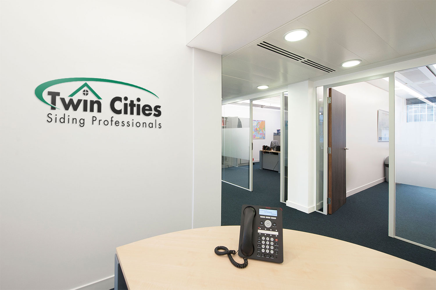 Diseño de Logo por Deziners Zone para Twin Cities Siding Professionals | Diseño #21655173