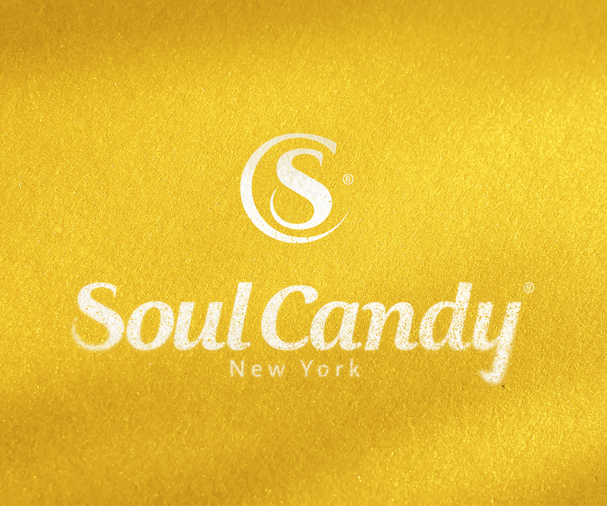 Logo-Design von Cyberbrush für Cupcakes & Rocks Clothing | Design #22146414