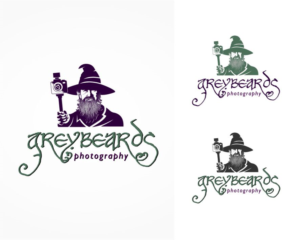 Diseño de Logo por WoAdek para GreyBeards Photography | Diseño: #22328282