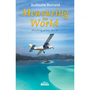 Editeur cherche couverture de livre / Book cover for publishing house | Design de Couverture de Livre par Tatlin