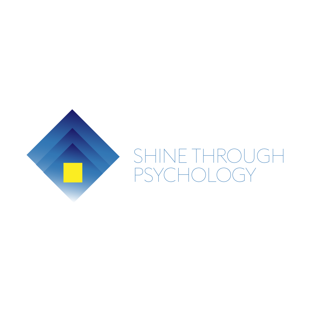 Design de Logo par Ashna_AtPineapple pour Shine Through Psychology  | Design #23017759