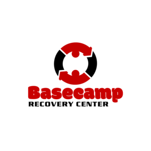 Design de Logo par techteam761 pour Basecamp Recovery, LLC. | Design #23255595