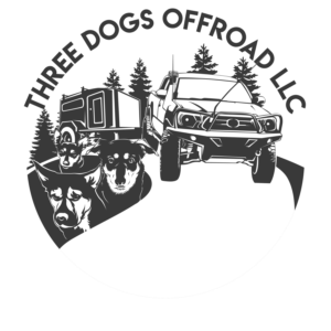 Design de Logo par mckirbz pour Three Dogs Offroad LLC | Design : #23941112