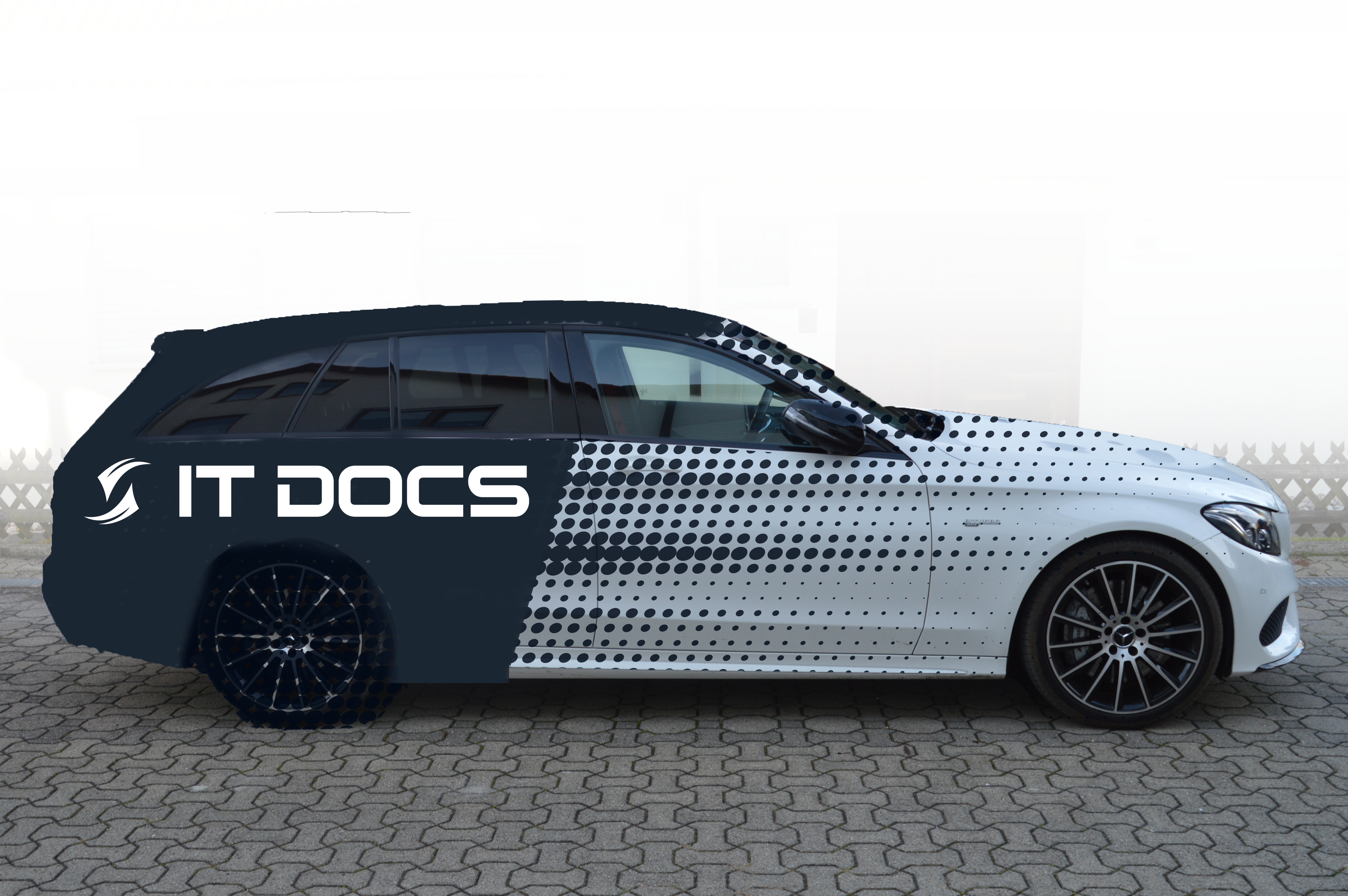 Diseño de Rotulación de Vehículo por Redz Army para IT Docs GmbH | Diseño #24023146