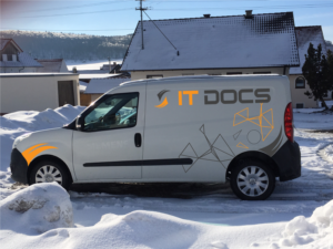 Car Wrap-Design von Jose_luiz1978 für IT Docs GmbH | Design #24065066