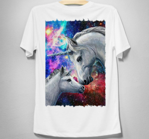 Einhorn-Design für weibliche Fans mit Zielgruppe im Alter zwischen 18 und 50 Jahren | T-Shirt-Design von creative gravity