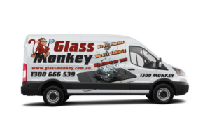 Car Wrap Design by Kira Graphics