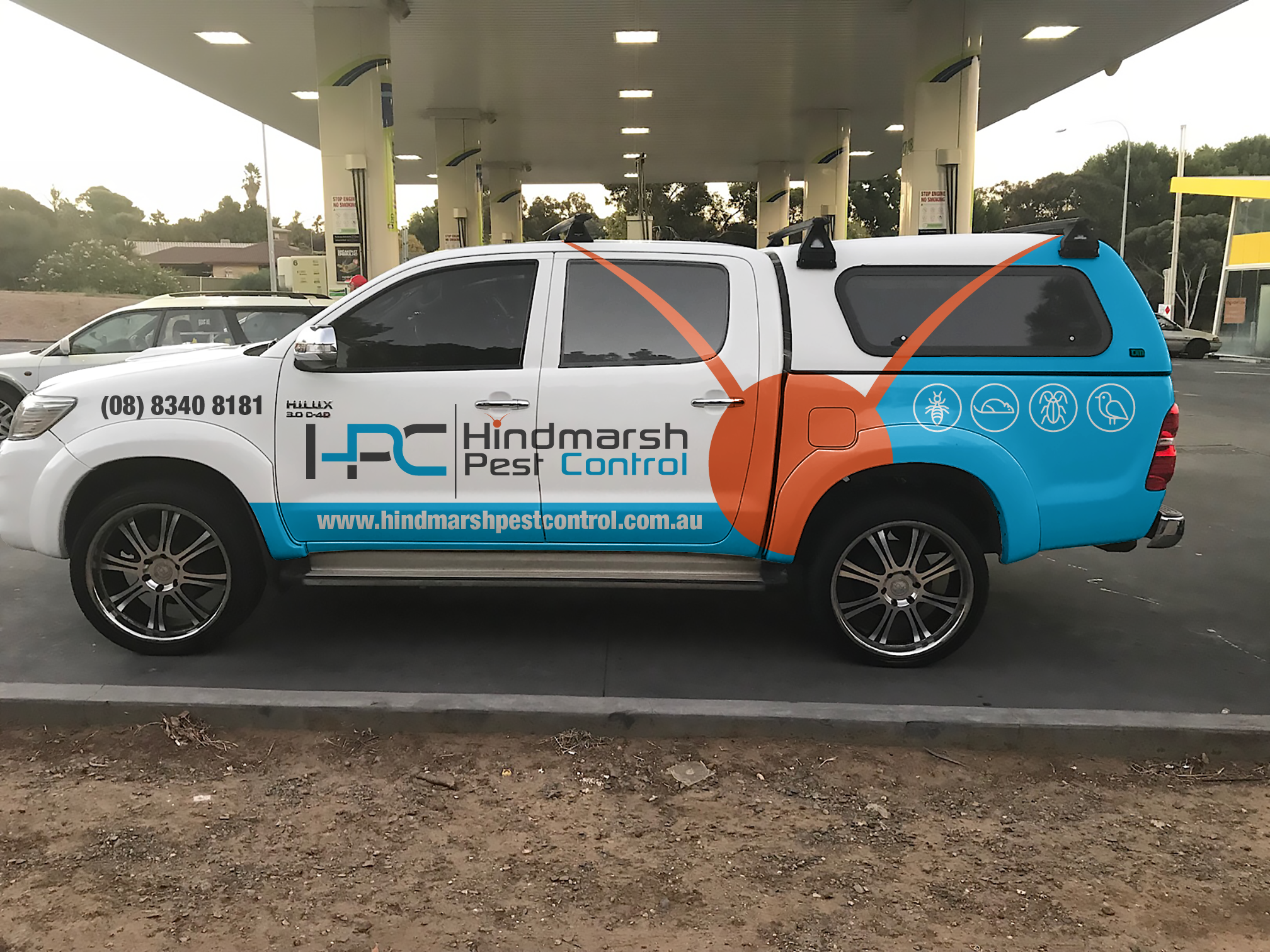 Car Wrap Design by Adi Saos for Hindmarsh Pest Control | Design #24485925