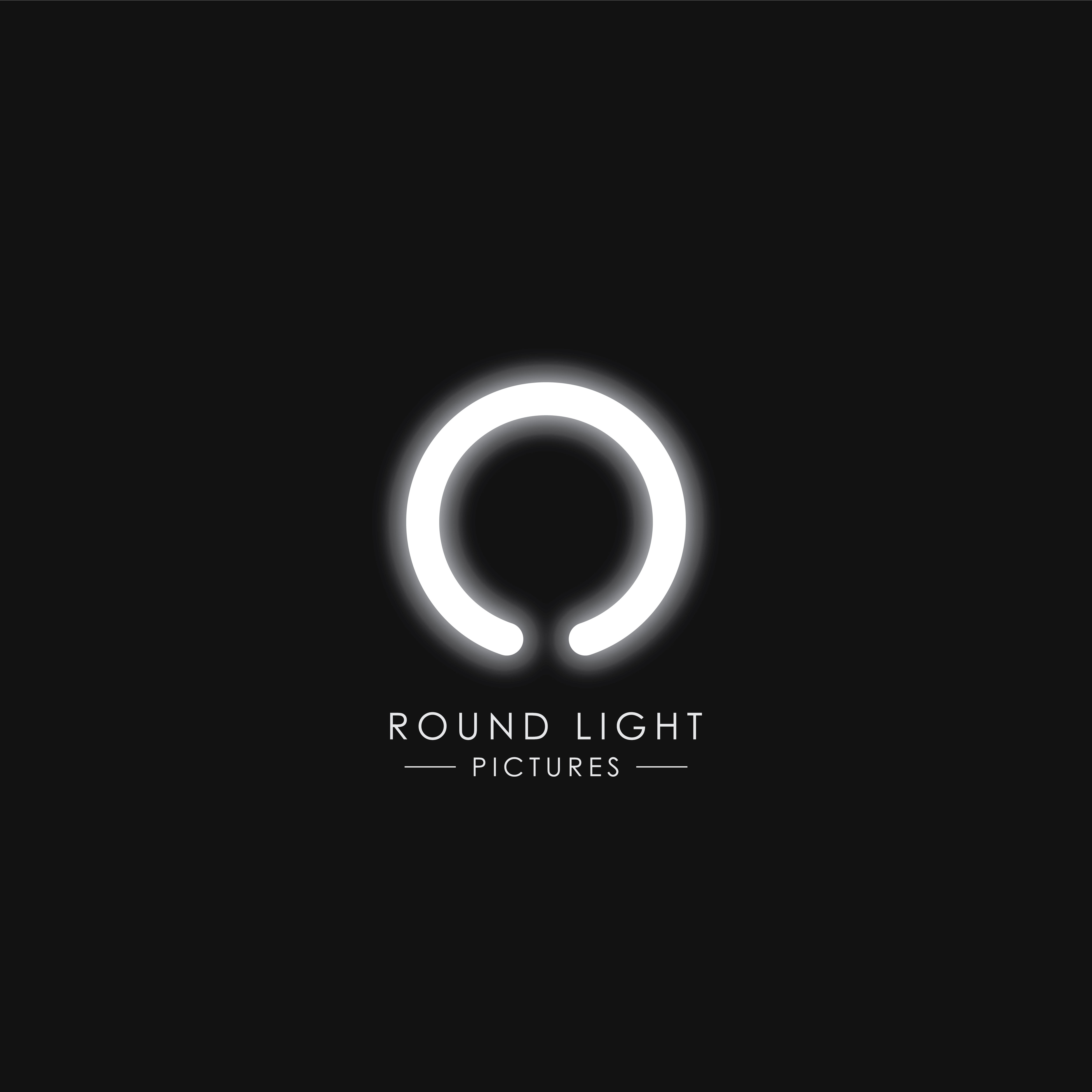 Design de Logo par Christopher.Min pour Round Light Pictures | Design #24602153