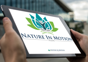 Logo-Design von iminlov 2 für Nature In Motion | Design #25550542