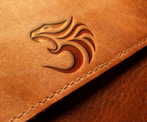 Byakko Leather | Diseño de Logo por NineOwl