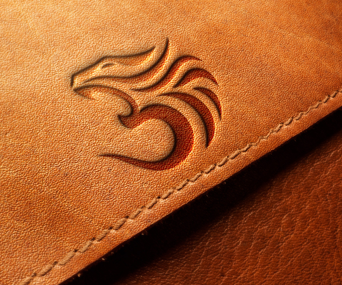 Design de Logo par NineOwl pour Byakko Leather | Design #25220544