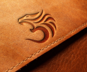 Diseño de Logo por NineOwl para Byakko Leather | Diseño: #25220544