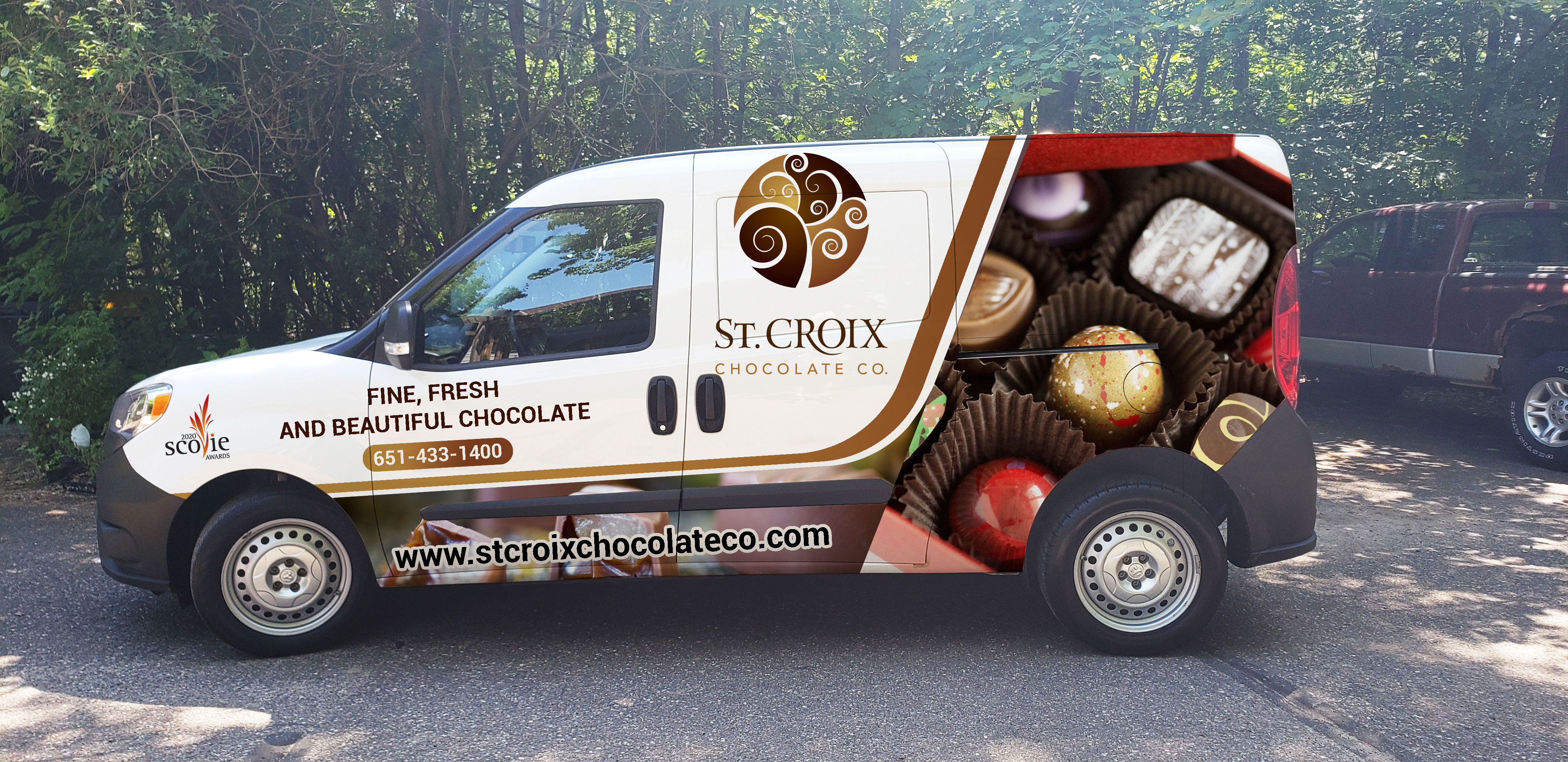 Design de Covering de Véhicule par Imagine design000 pour St. Croix Chocolate Company | Design #25107243