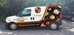 Diseño de Rotulación de Vehículo por Imagine design000 para St. Croix Chocolate Company | Diseño: #25111614