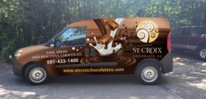 Diseño de Rotulación de Vehículo por Imagine design000 para St. Croix Chocolate Company | Diseño #25111655