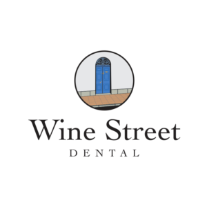 Wine Street Dental | Design de Logo par Miladin