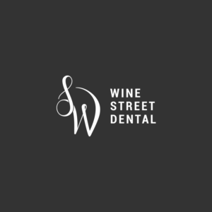 Diseño de Logo por Iustin para Wicklow Dental | Diseño: #25174406