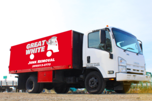 Great white junk removal we provide commercial & residential clean ups | Logo Design by GeorgeLogoDesign
