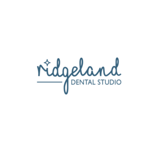 Design de Logo par n1ck pour Ridgeland Dental Studio | Design #25345931