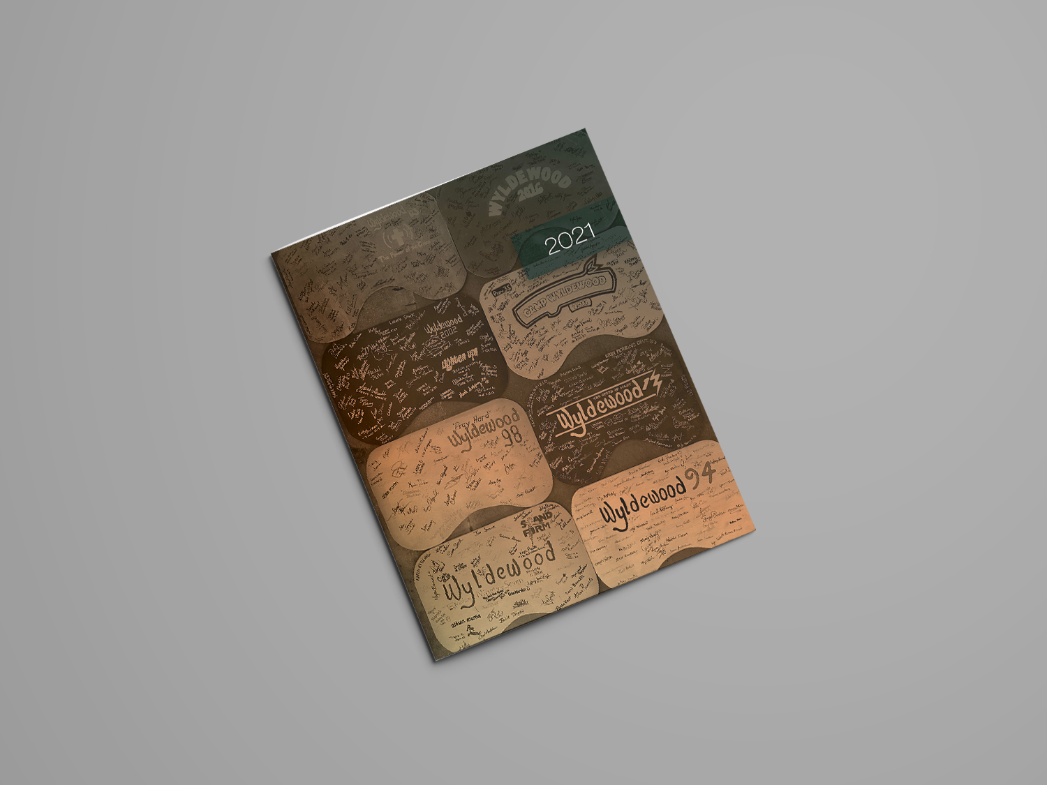Diseño de Revista por banedsgn para Camp Wyldewood | Diseño #25458371