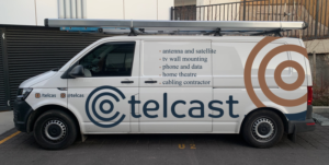 Telecommunication company needs a car wrap design for 3 vans | Diseño de Rotulación de Vehículo por Kira Graphics