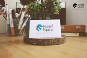 Russell Equine Veterinary Service | Logo-Design von Anhlee