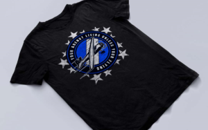 T-shirt Design for a Aviation Enthusiast Lifestyle brand | Design de Vêtement par Yafi Mridha