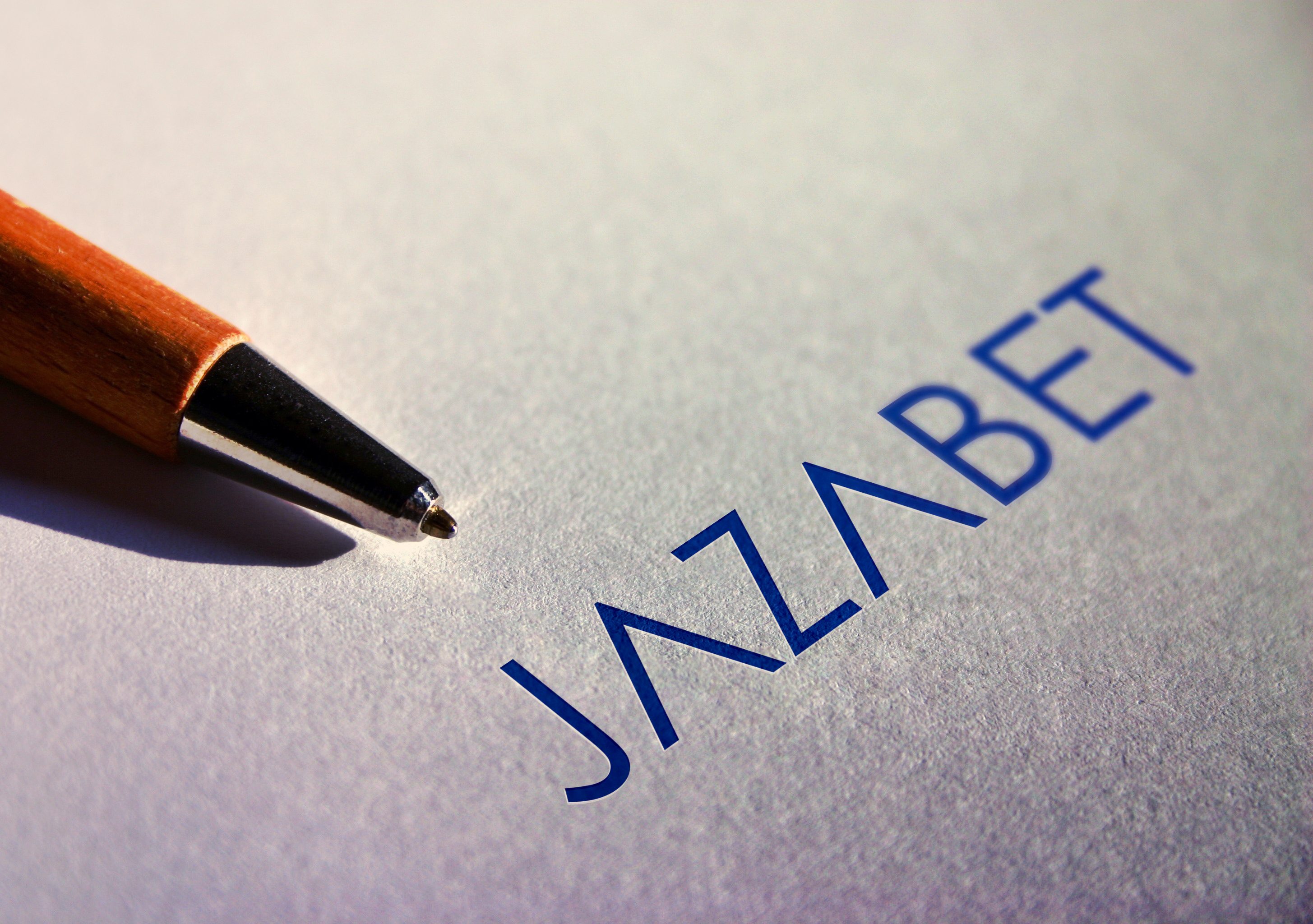 Logo Design by kentoi406 for BRAND PRESIDENT | Design #25906096