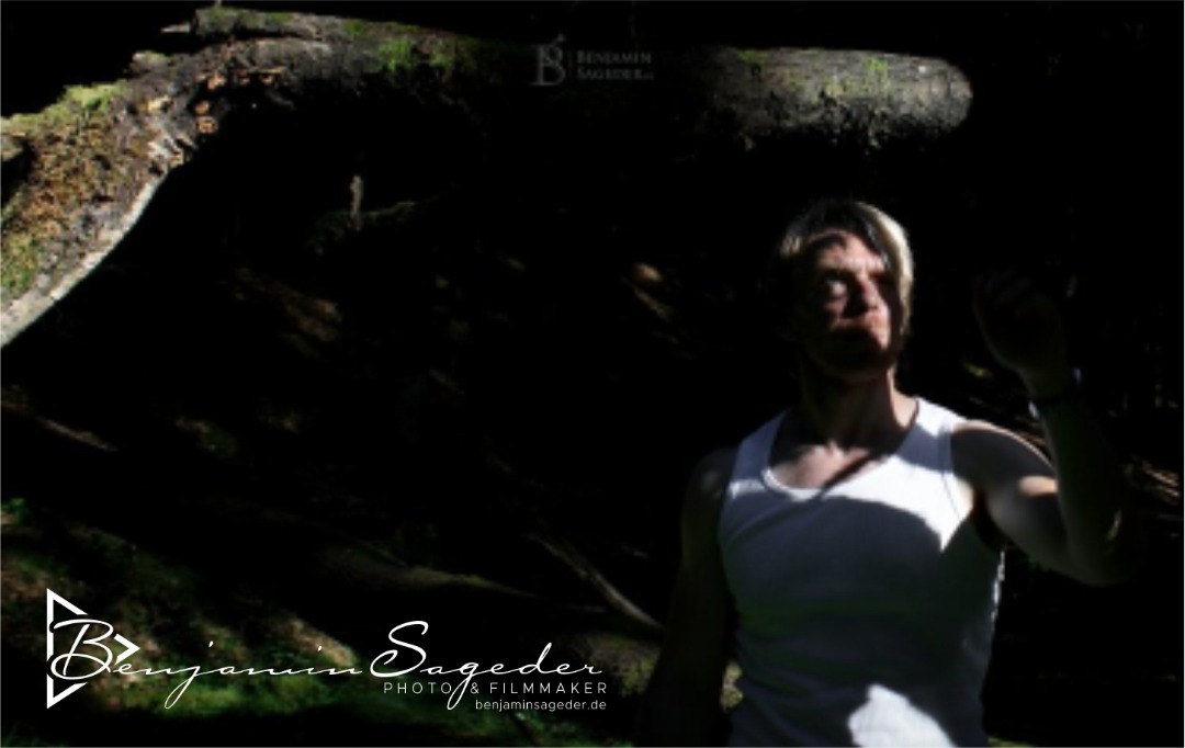 Logo Design by DigitalArt for Benjamin Sageder | Design #26392573