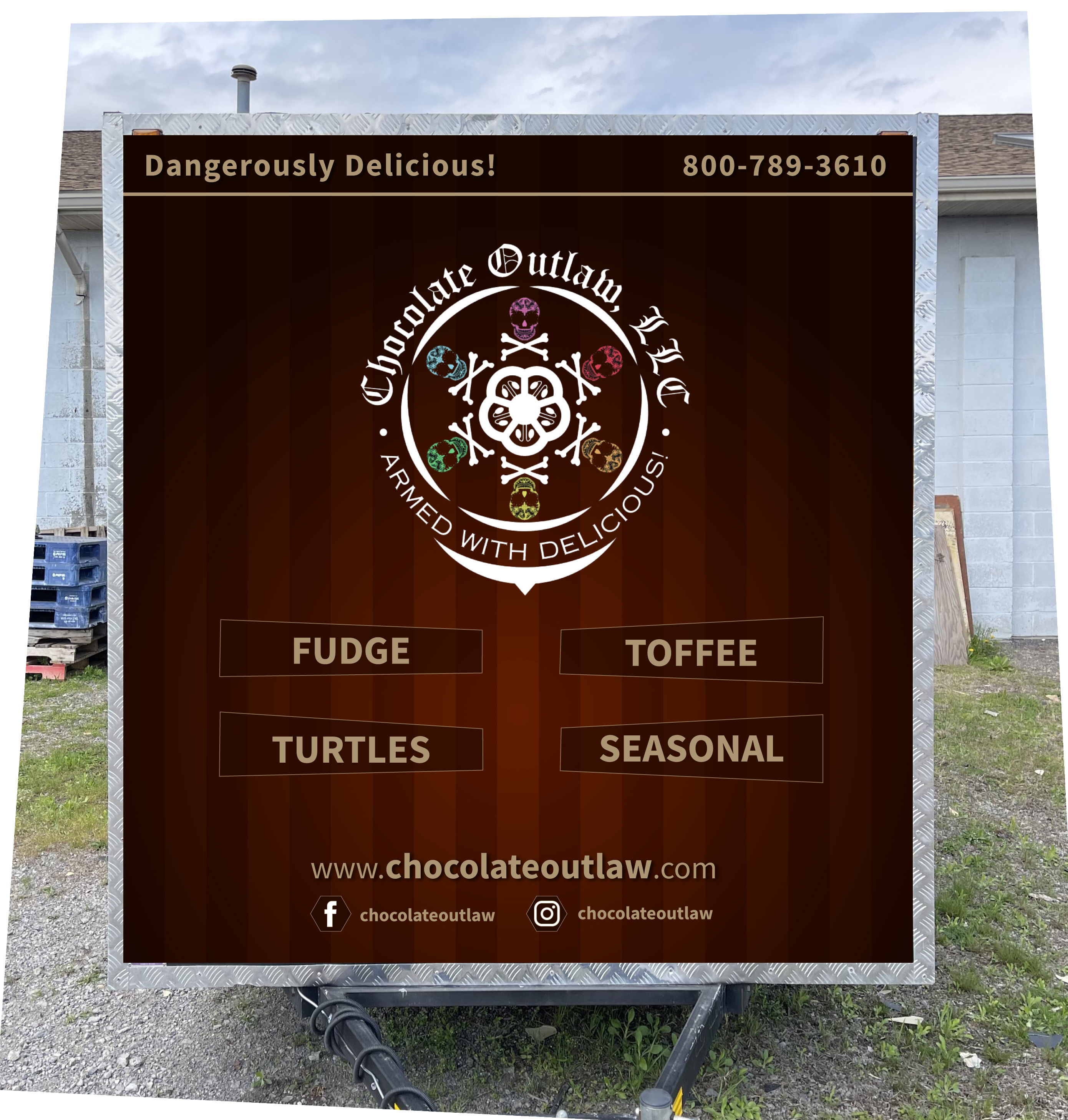 Car Wrap Design by SHUBHAM for Patriot Hitches, LLC | Design #26684417