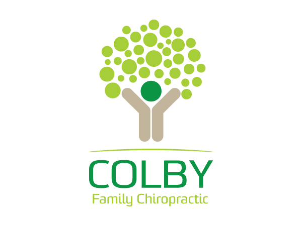 Diseño de Logo por Anthony para Colby Family Chiropractic | Diseño #737126