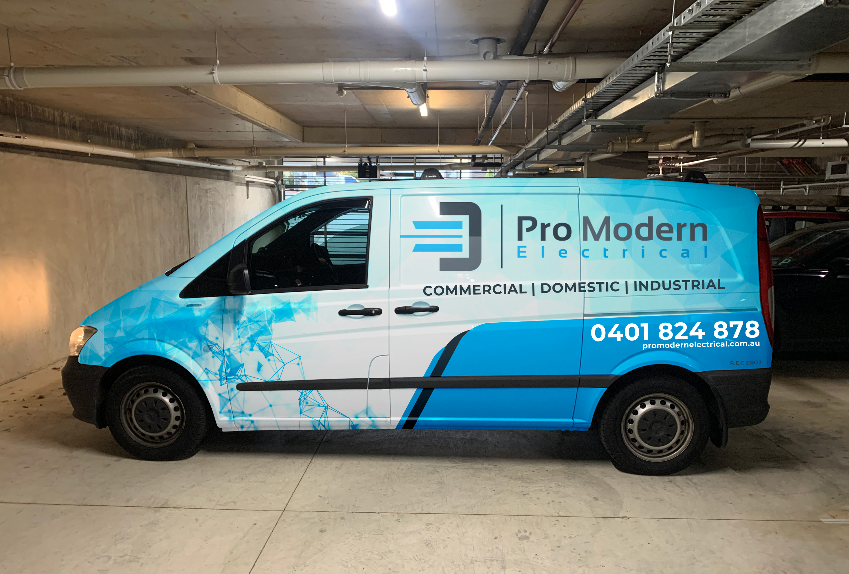 Design de Covering de Véhicule par StarGraphics pour Pro Modern Electrical  | Design #27021464