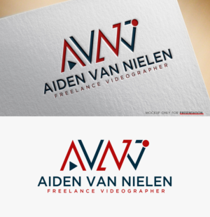 Aiden Van Nielen Freelance Videographer  (or)  AVNV | Diseño de Logo por Mono.co