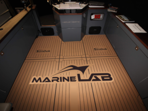 Diseño de Logo por designA78 para Lakeland steel | Diseño: #26963446