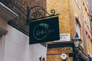 HelloClean | Diseño de Logo por MagicMan 3